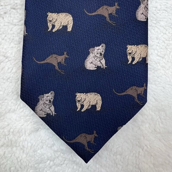 Mens Royal Co Australia Neck Tie Navy Blue Kangaroo Koala Wombat 4” X 60” - Picture 3 of 10